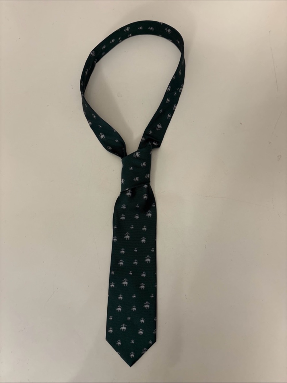 Brooks Brothers Men's Neck Tie Vintage Green Sheep Logo, 100% Silk